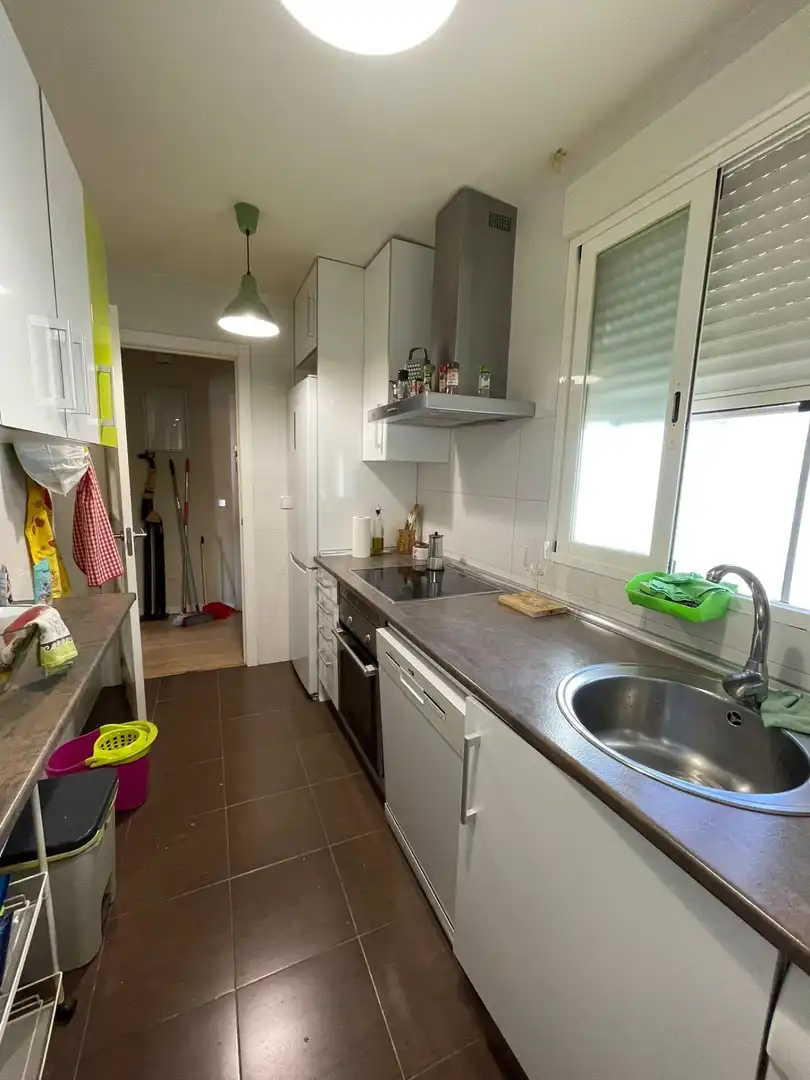 Cocina de Piso de alquiler en Norte - Universidad