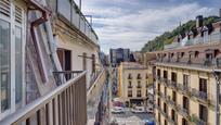 Vista exterior de Pis en venda en Donostia - San Sebastián 