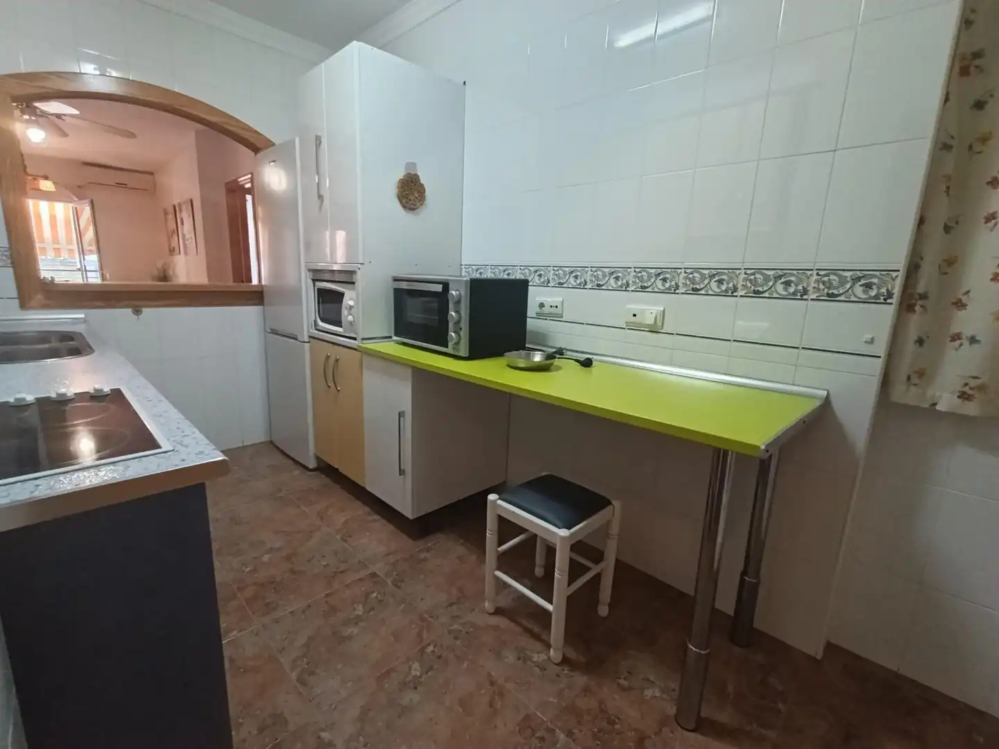 Cuina de Pis de lloguer en El Ejido amb Aire condicionat, Moblat i Balcó
