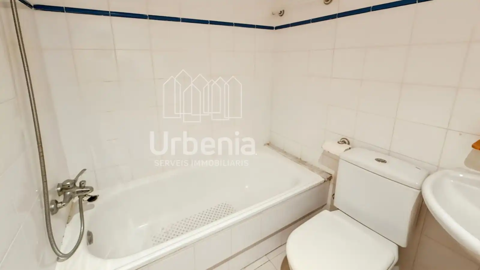 Baño de Piso en venta en Mataró con Calefacción y Trastero
