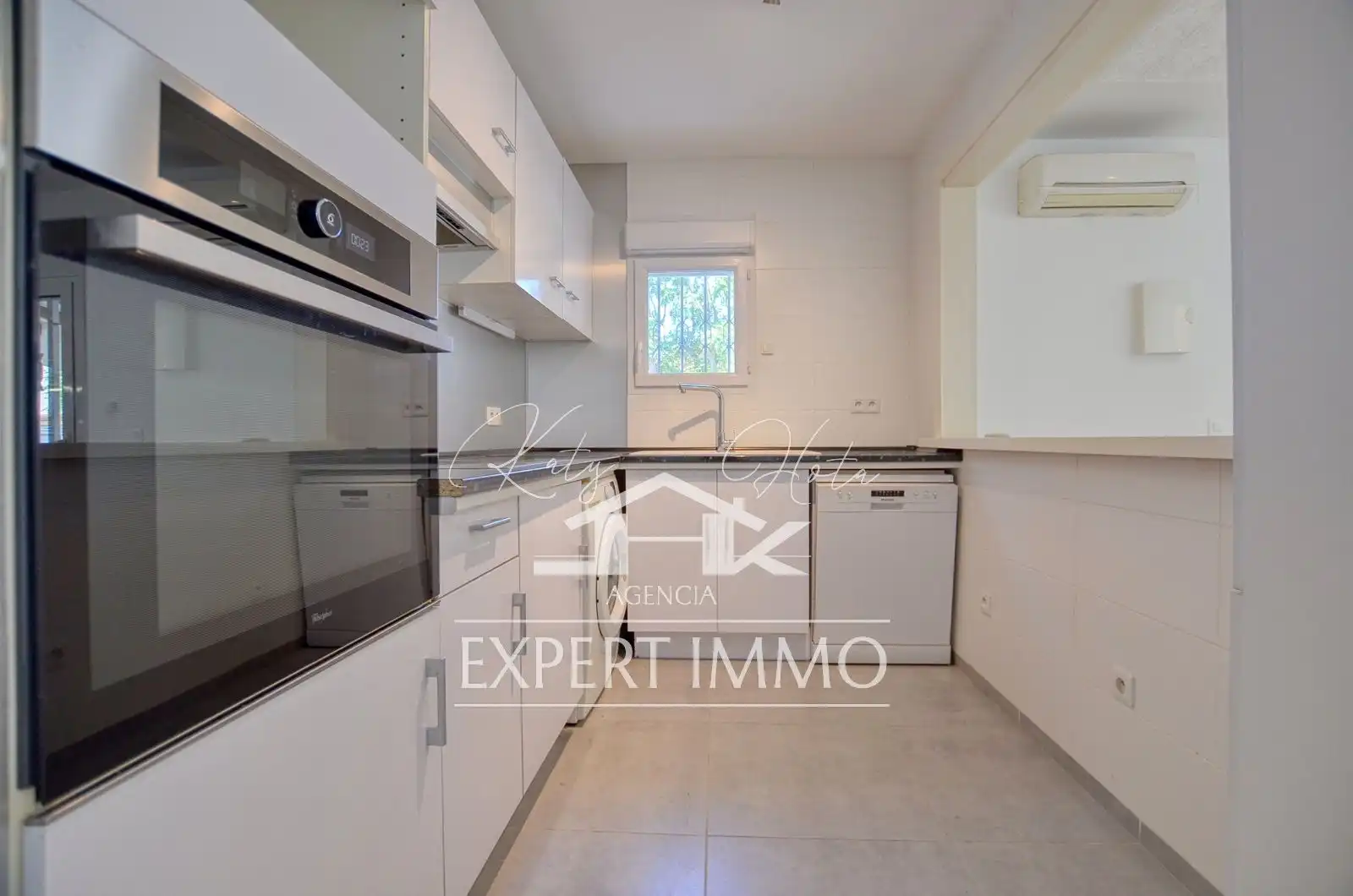 Cocina de Casa o chalet en venta en Empuriabrava con Calefacción, Jardín privado y Terraza