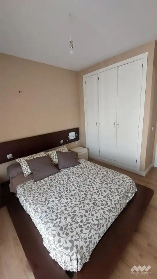 Dormitori de Casa o xalet en venda en Alhaurín de la Torre amb Aire condicionat, Jardí privat i Terrassa