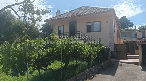 Fantástica casa en Nigrán con varias edificaciones anexas, immagine 2