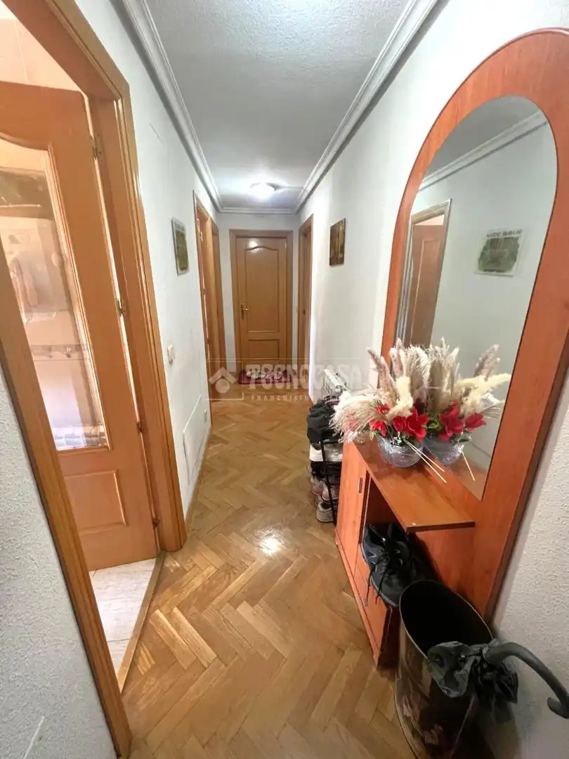 Piso en venta en Parla con Calefacción, Parquet y Trastero