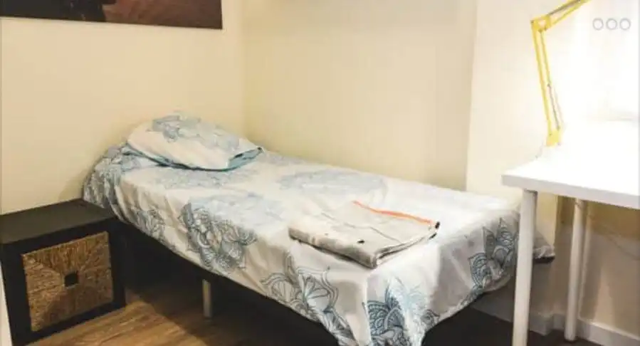Habitación de Piso de alquiler en Murcia con Amueblado, Horno y Lavadora
