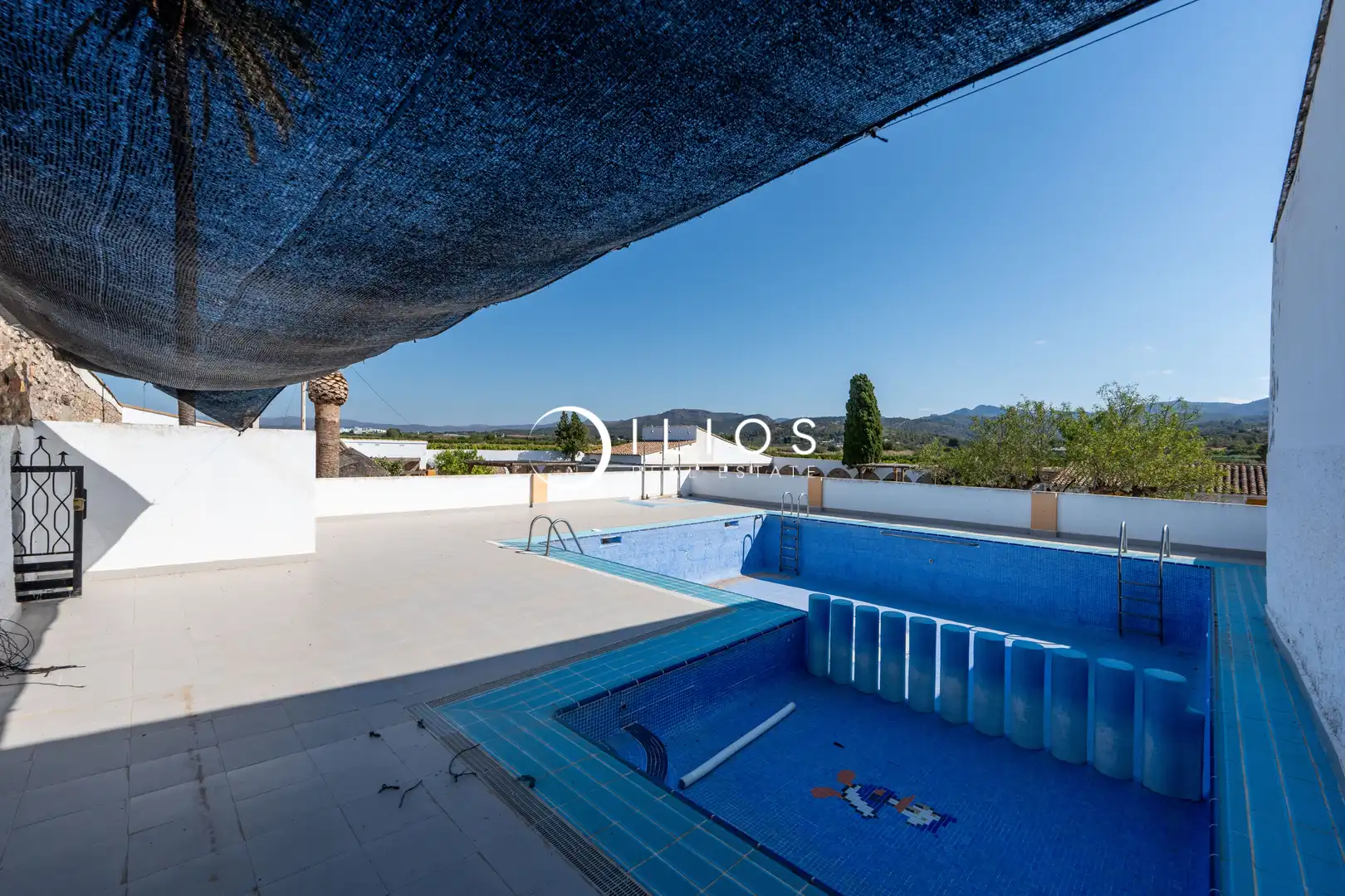 Piscina de Edificio en venta en Olocau con Piscina comunitaria
