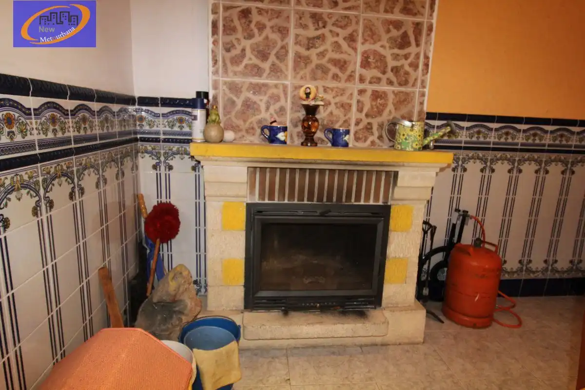 Kitchen of Houses for sale in Cortes de Pallás  with Air Conditioner, Heating and Terrace