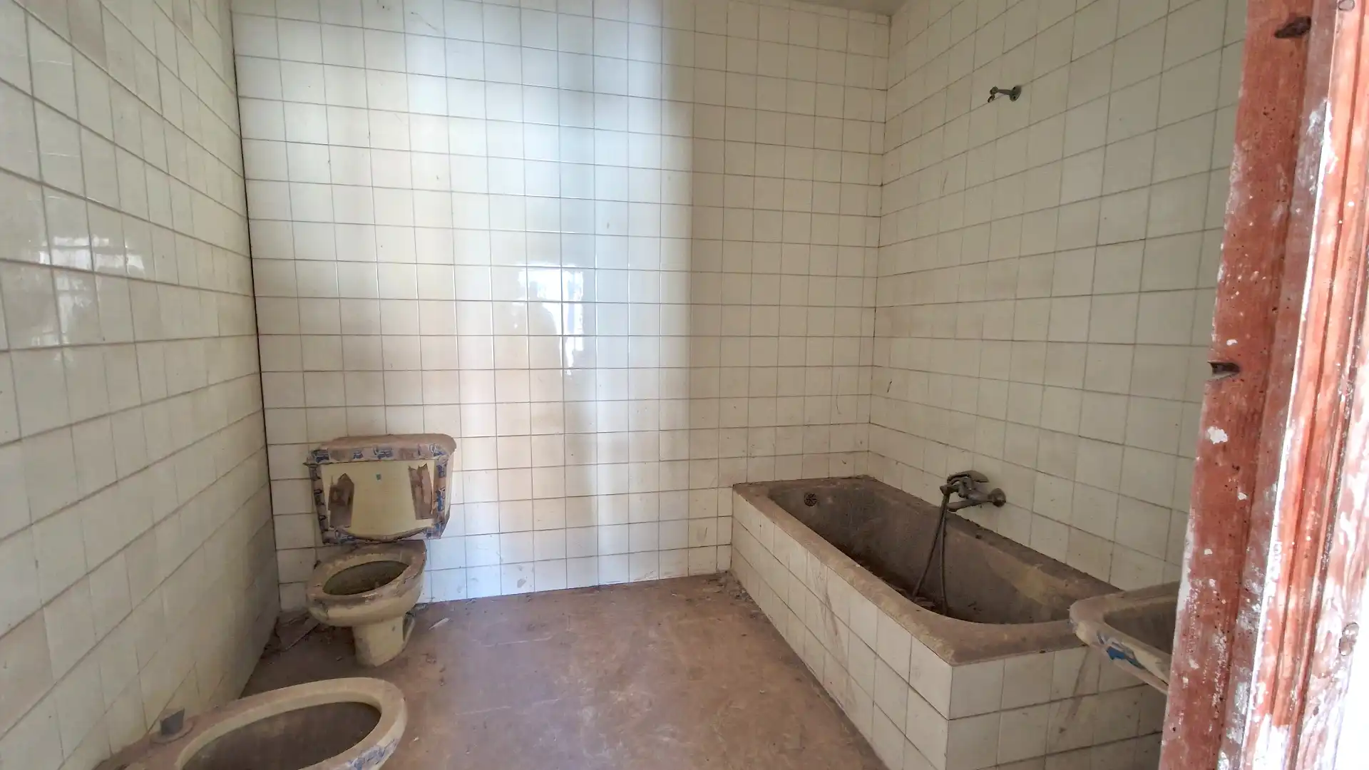 Bathroom of Buildings for sale in Huerta de Valdecarábanos