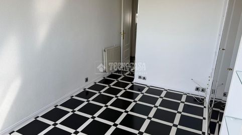 Foto 2 de Pis de lloguer a Av. Donostiarra, Concepción, Madrid Capital