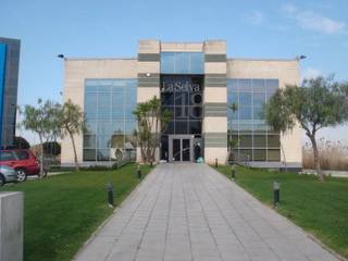 Local comercial en Alquiler en Carrer de la Selva, 18 en Zona Industrial