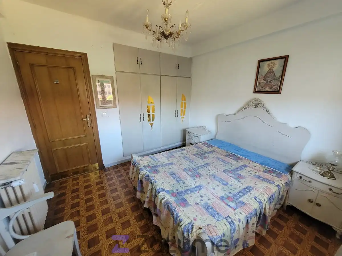 Schlafzimmer von Wohnung zur Miete in Cuéllar mit Heizung, Parkett und Möbliert