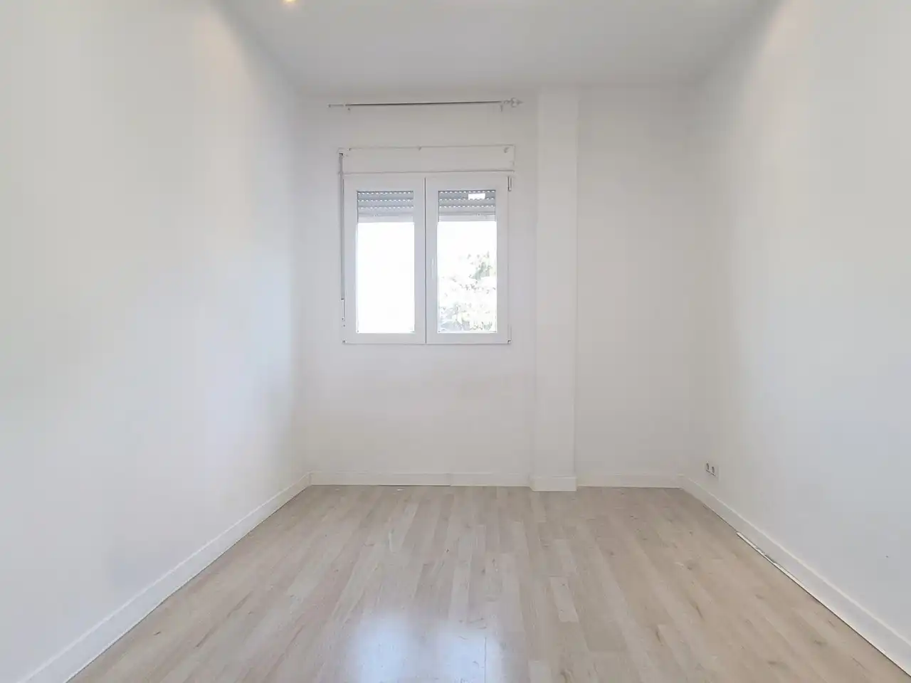 Schlafzimmer von Wohnung zur Miete in Madrid