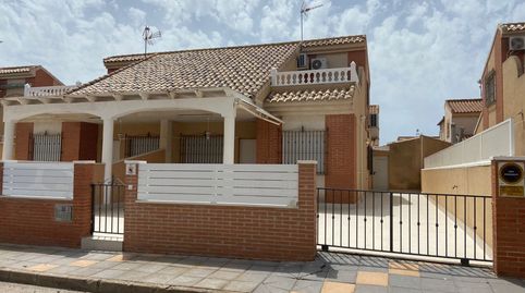 Foto 2 de Casa adosada de alquiler en Torre de la Horadada, Pilar de la Horadada