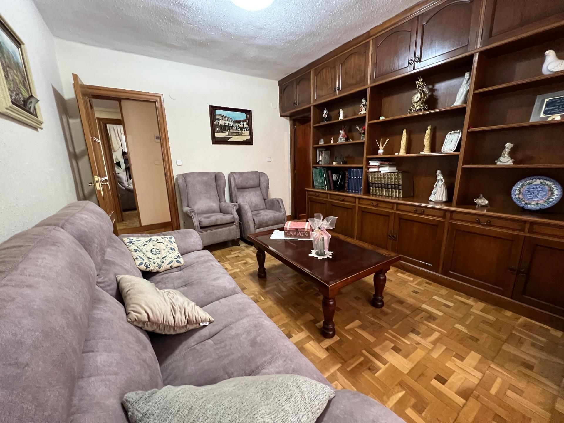 Living room of Flat for sale in  Pamplona / Iruña  with Balcony