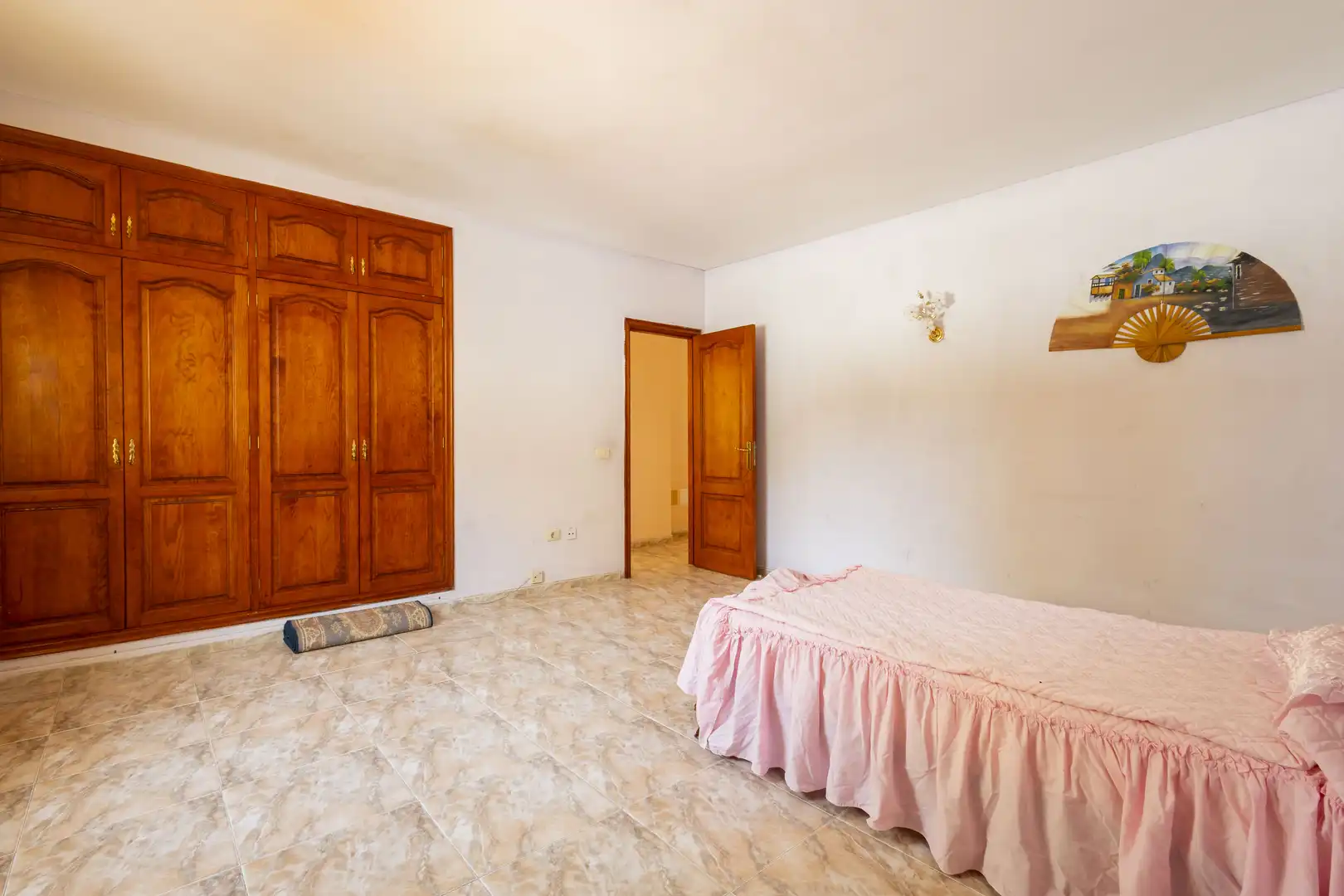 Schlafzimmer von Einfamilien-Reihenhaus zum Verkauf in Los Realejos mit Privatgarten, Terrasse und Abstellraum