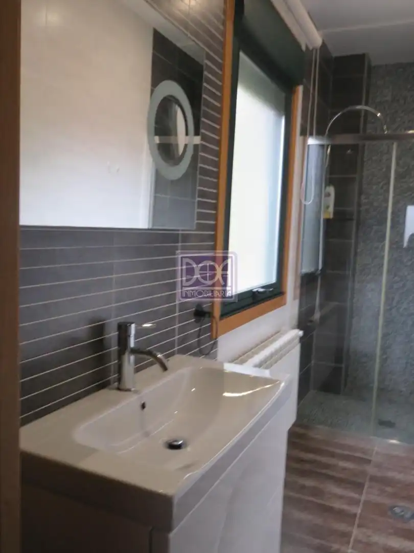 Bany de Casa o xalet en venda en Mondariz-Balneario amb Calefacció, Jardí privat i Terrassa