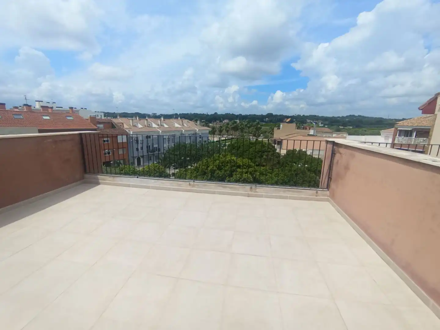 Houses for rent in Avinguda Ausiàs March, 44a, Rocafort