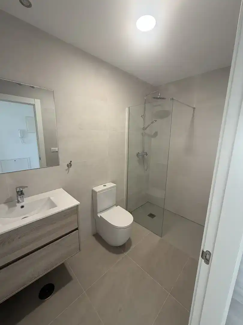 Bany de Apartament en venda en Munera amb Aire condicionat i Balcó