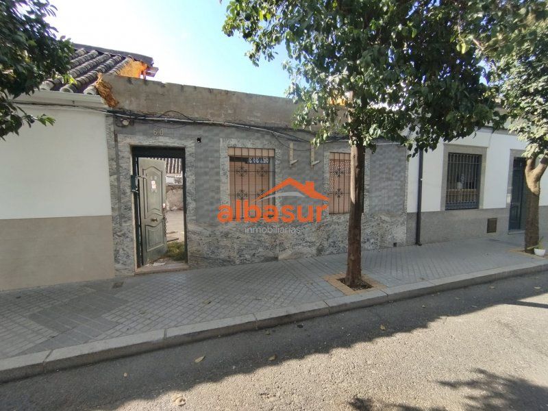 Vista exterior de Casa o chalet en venta en  Córdoba Capital