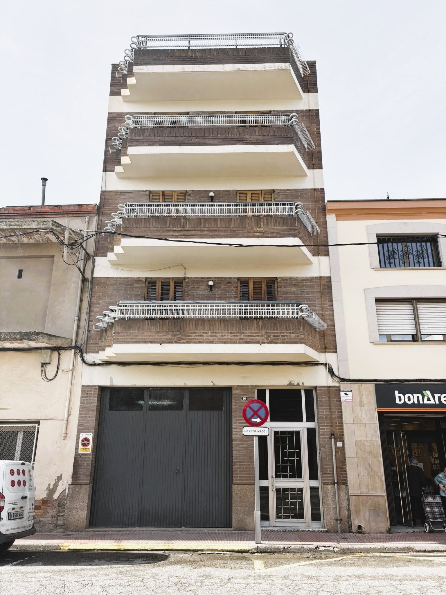 Exterior view of Building for sale in Bellpuig