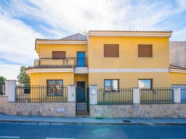 Maison mitoyenne à vendre à El Pinós / Pinoso