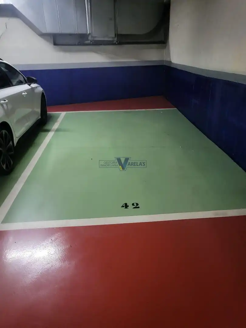 Parkplatz von Maisonette zum Verkauf in Ourense Capital  mit Heizung, Terrasse und Haustechnik