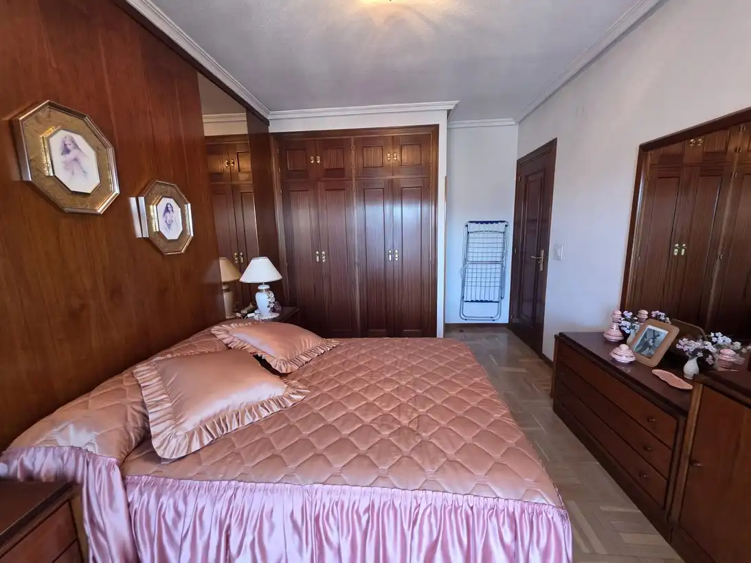 Habitación de Piso en venta en Madrid con Aire acondicionado, Calefacción y Terraza