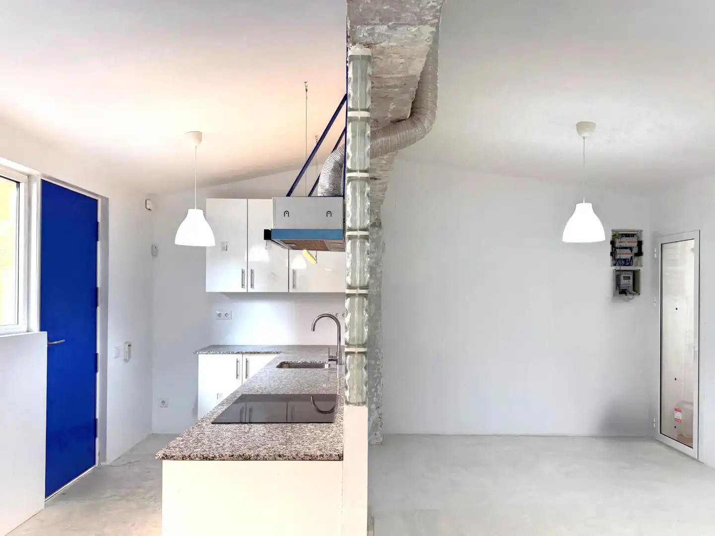 Kitchen of Study for rent in Esplugues de Llobregat