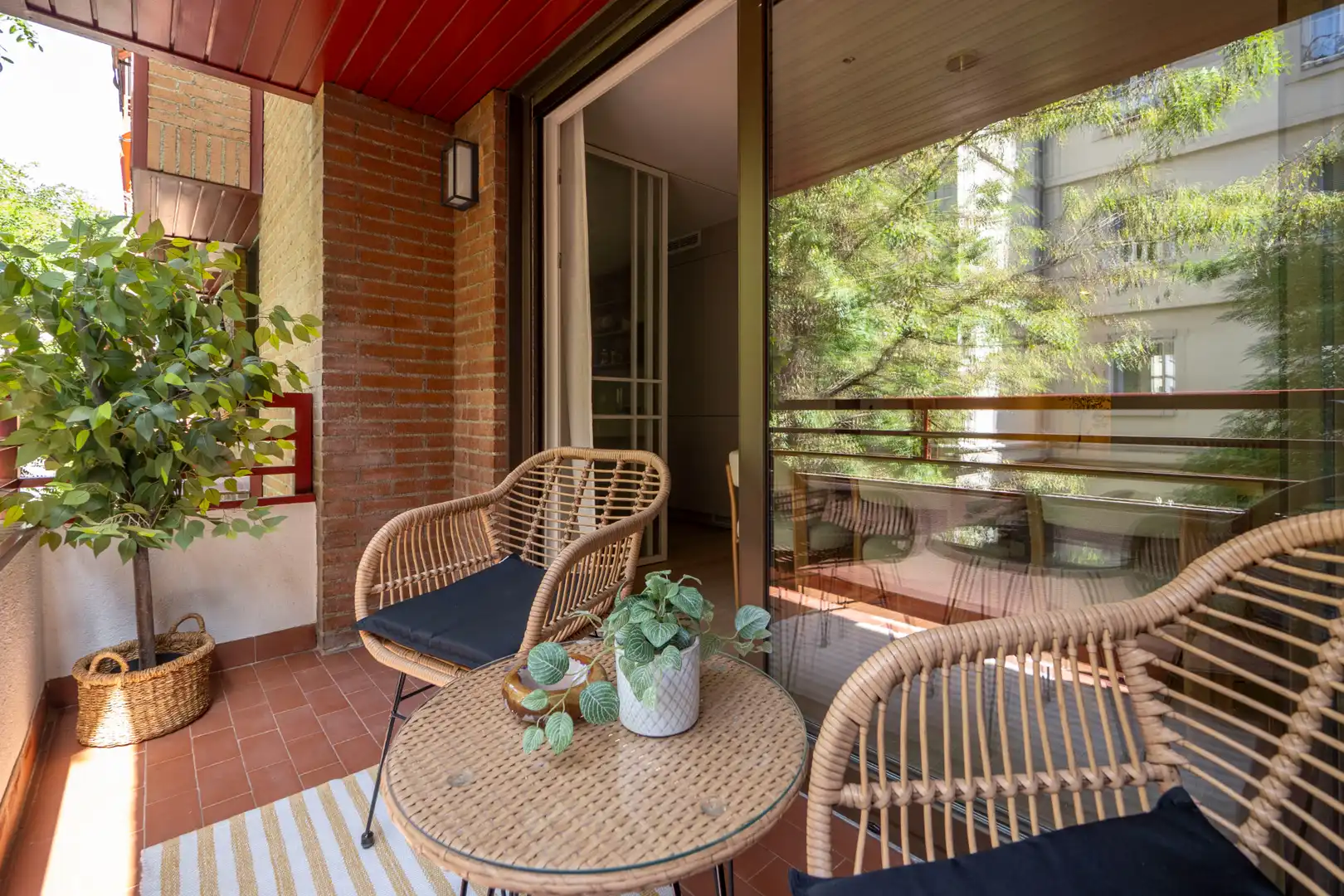 Terraza de Piso en venta en Madrid con Aire acondicionado, Calefacción y Jardín privado