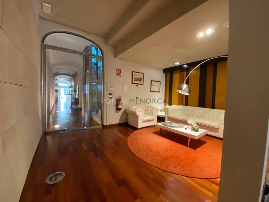 Gewerbefläche zum Verkauf in Carrer de San Fernando, 20 - Local 2 20