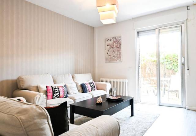 Apartamento en Alquiler en Alameda de Osuna