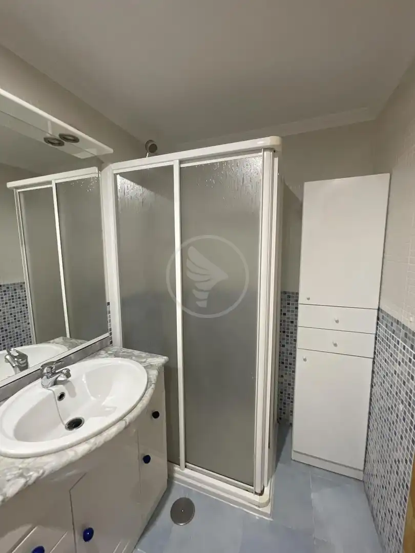 Bathroom of Flat for sale in Linares  with Air Conditioner and Furnished