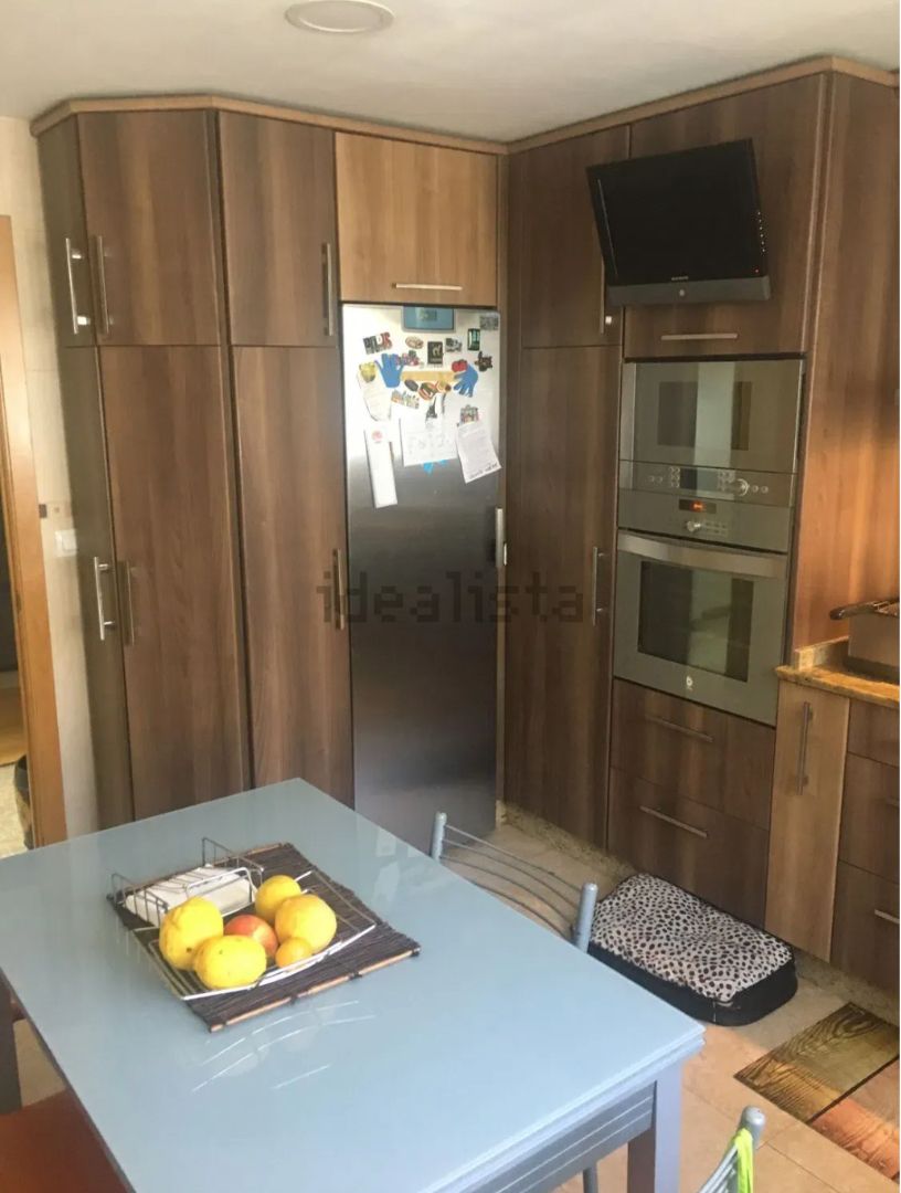 Kitchen of Flat to rent in Santiago de Compostela   with Furnished