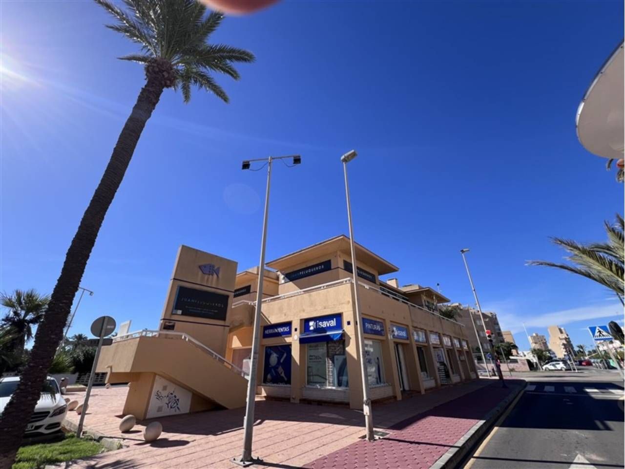 Exterior view of Premises for sale in La Manga del Mar Menor  with Air Conditioner
