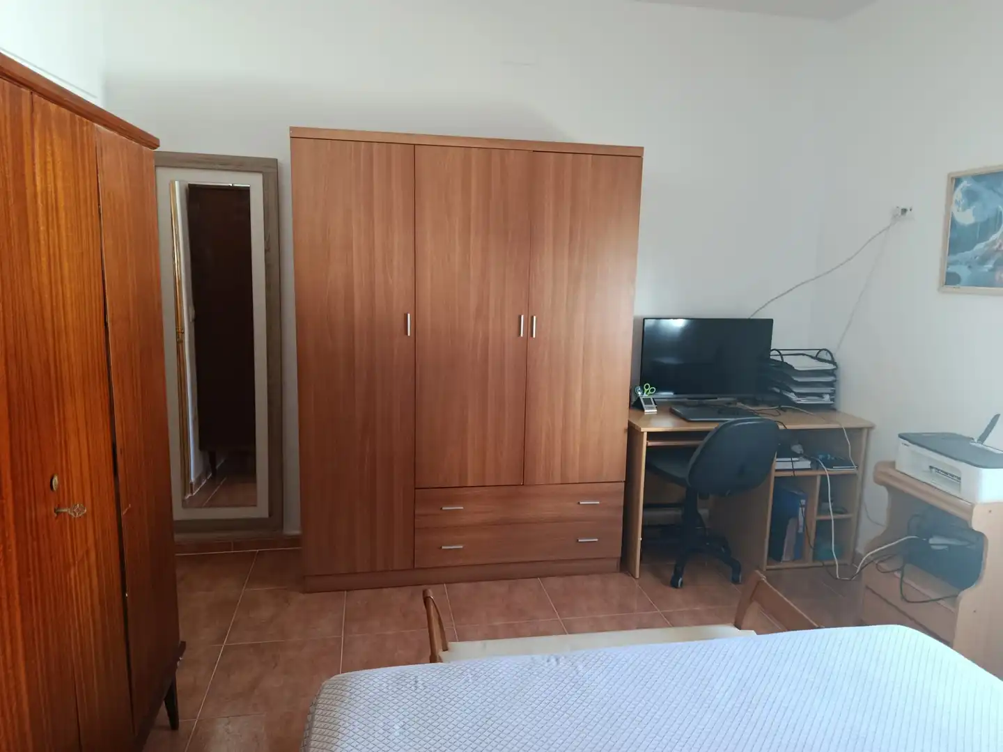 Dormitori de Casa adosada en venda en Mota del Cuervo amb Calefacció, Terrassa i Moblat