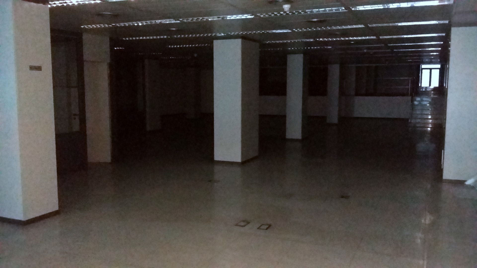 Local de lloguer a Avinguda de Barcelona, Cementiri Vell, Centre