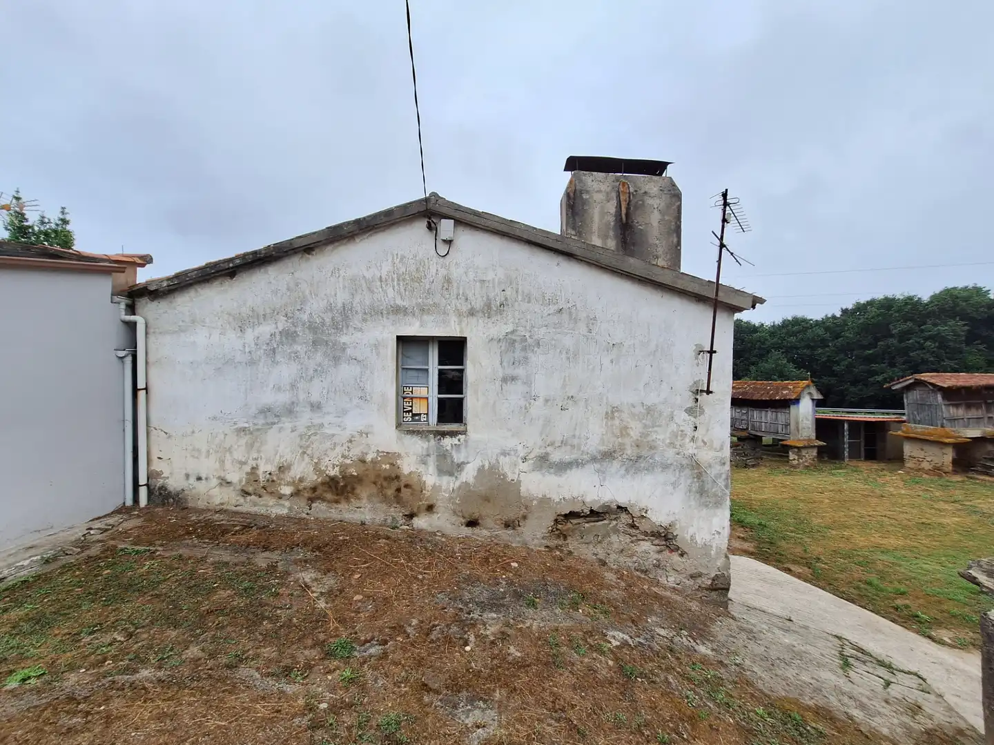 Vista exterior de Casa adosada en venta en Abegondo con Trastero