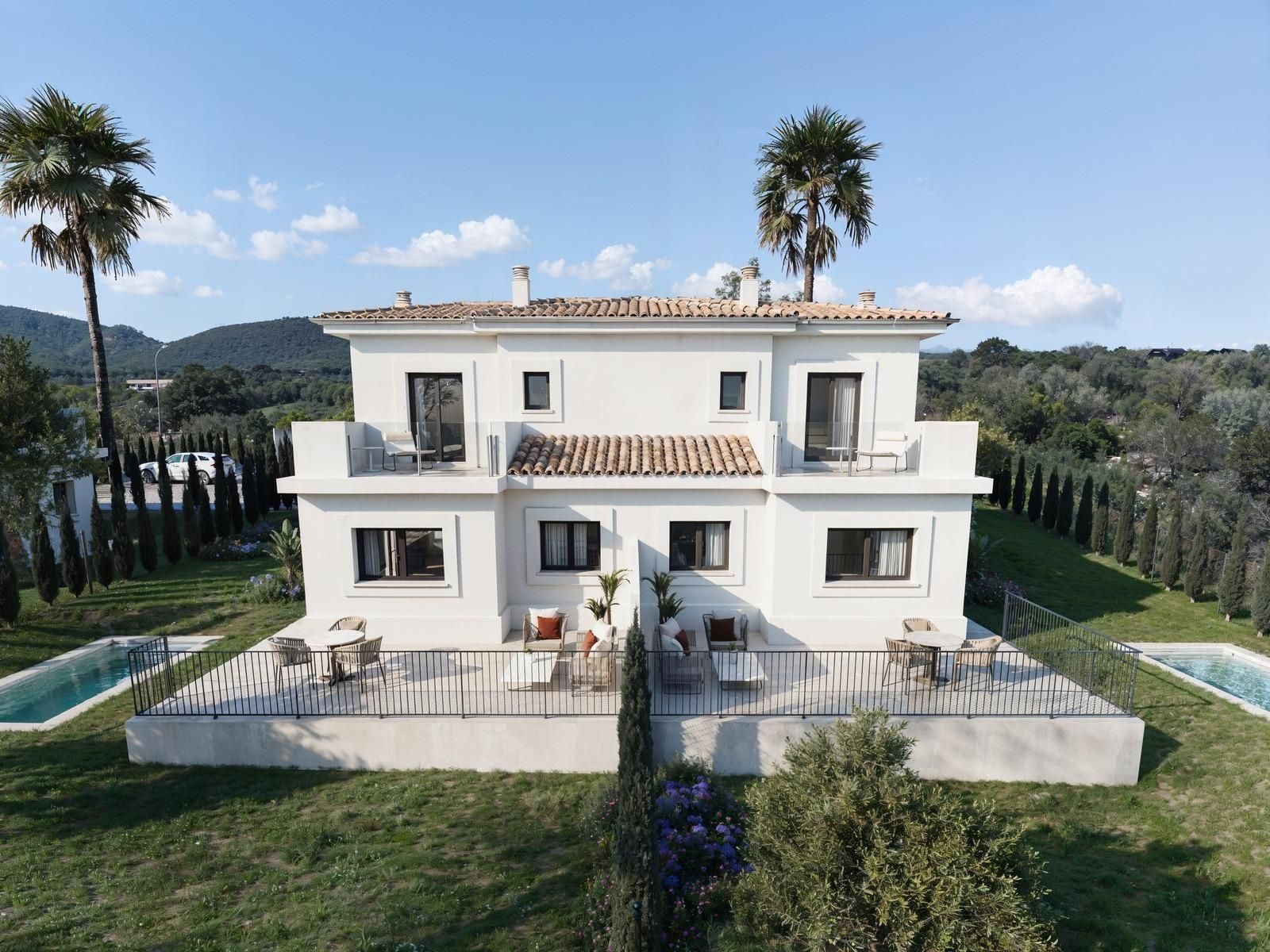 Exterior view of Single-family semi-detached for sale in Manacor  with Air Conditioner, Heating and Private garden