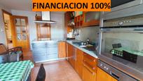 Cuina de Casa o xalet en venda en Villanueva de Gállego amb Calefacció, Terrassa i Traster