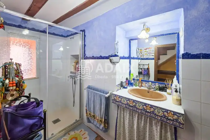 Baño de Casa o chalet en venta en Úbeda con Aire acondicionado, Terraza y Trastero