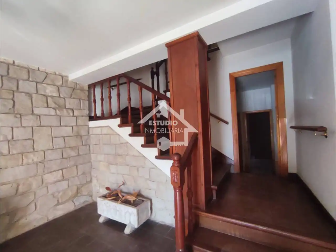 Casa con jardín en venta en Plaza plaza mediodia, imagen 2