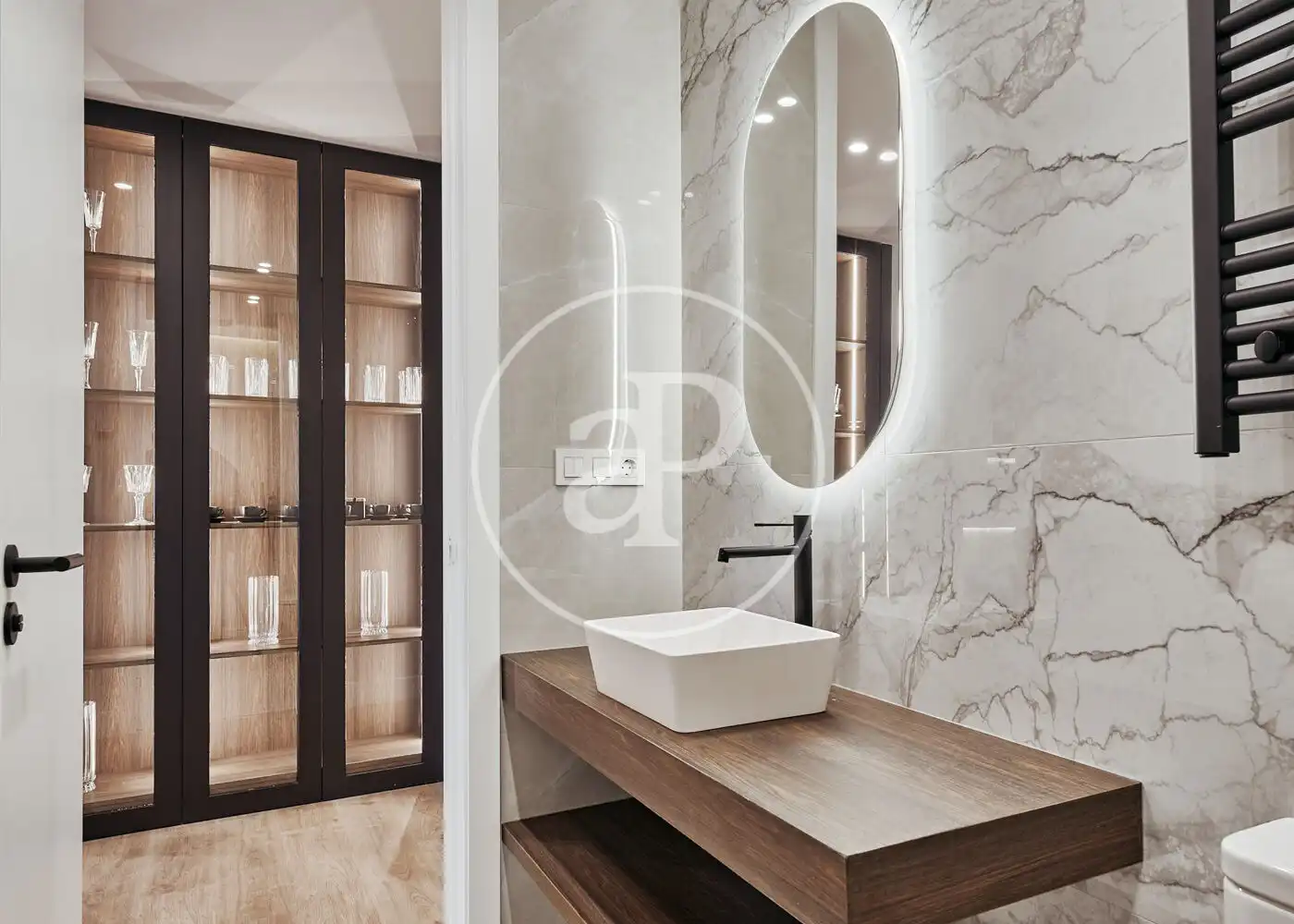 Bathroom of Flat for sale in Madrid  with Air Conditioner, Heating and Terrace