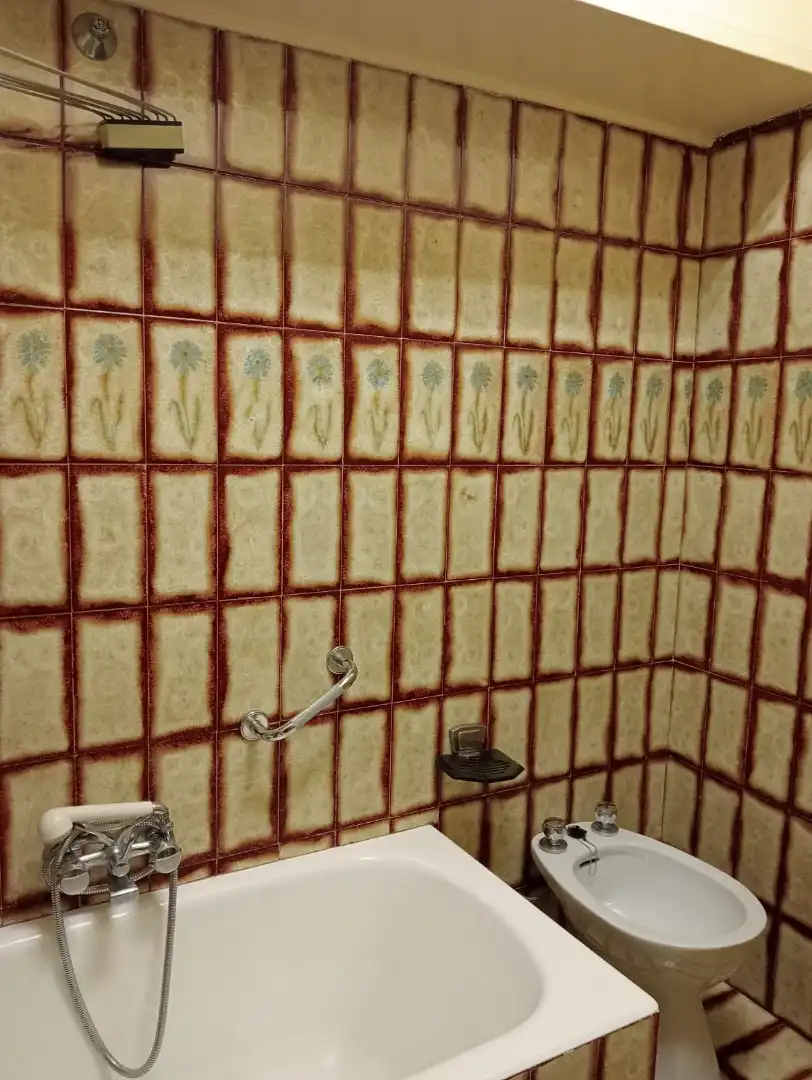 Bathroom of Flat for sale in Irun   with Heating, Parquet flooring and Balcony
