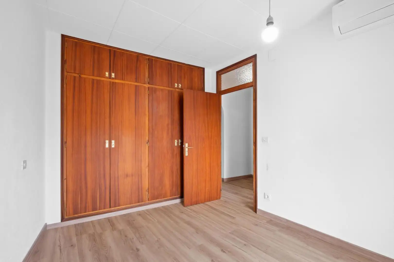 Bedroom of Houses for sale in Castelló d'Empúries