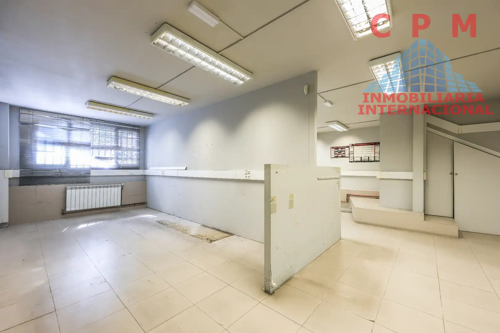 Local de lloguer en Madrid amb Parquet, Internet i Alarma