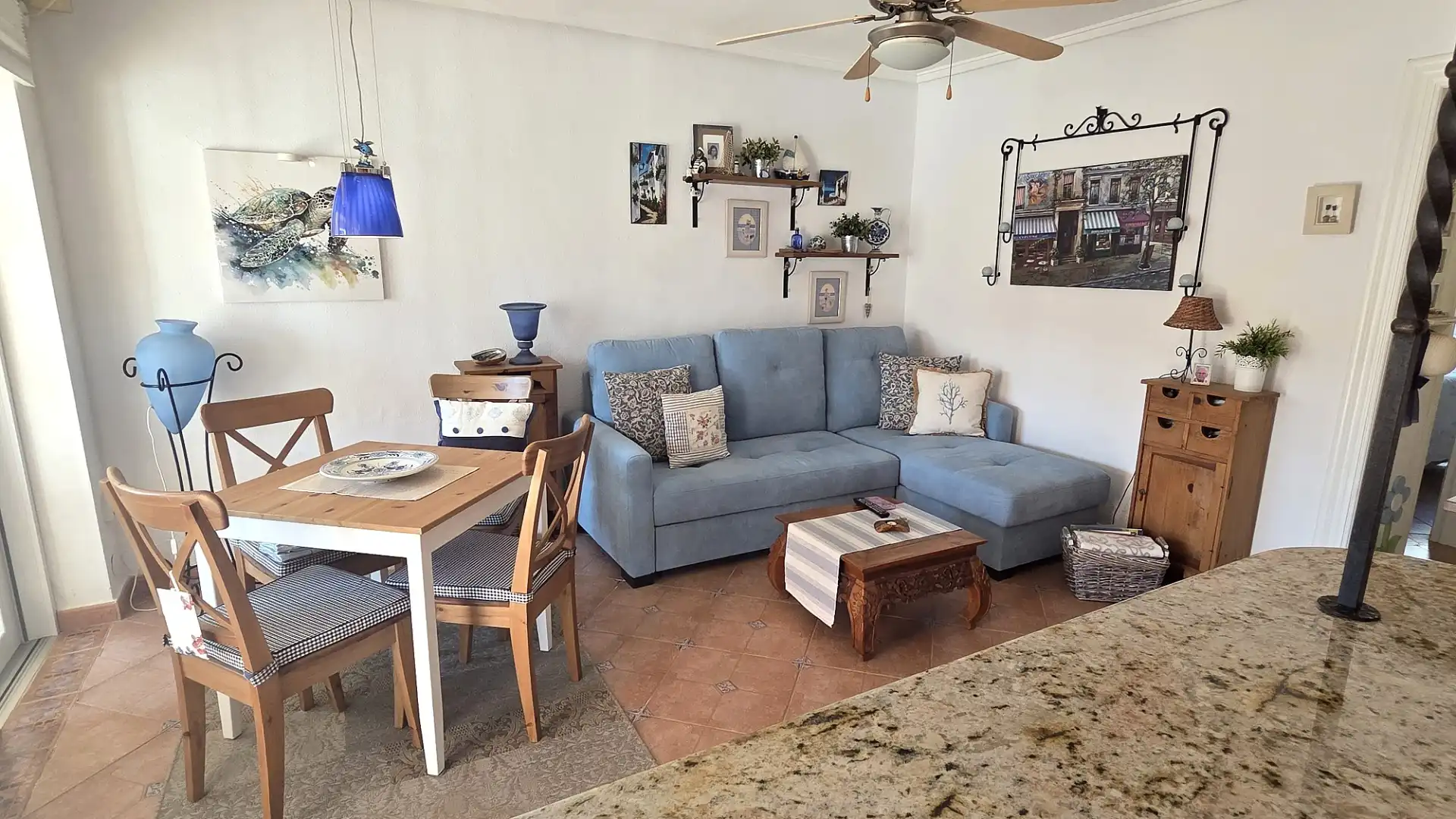 Sala de estar de Casa adosada en venta en Cartagena con Jardín privado, Terraza y Amueblado