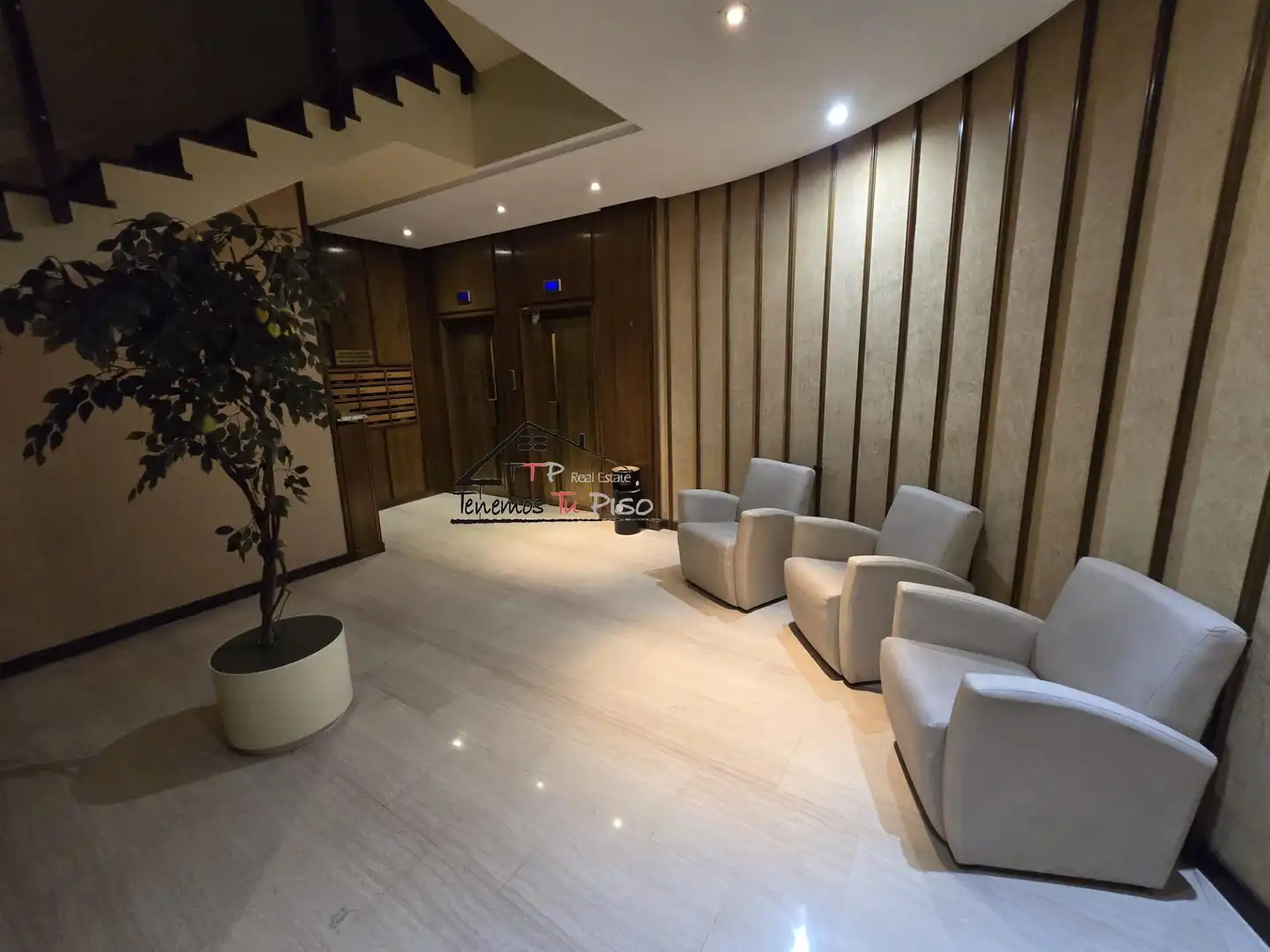 Piso en venta en Zaragoza con Aire acondicionado, Calefacción y Parquet