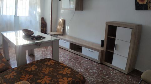 Foto 4 de Piso de alquiler en Avenida de Andalucía, 28b, La Zarzuela - San José - Belén, Linares