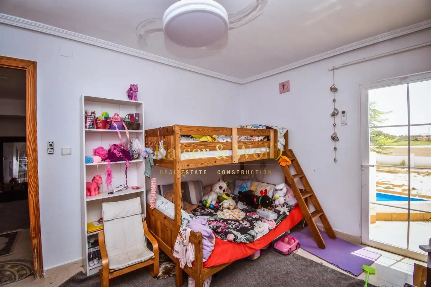 Habitación de Finca rústica en venta en Crevillent con Jardín privado, Terraza y Piscina
