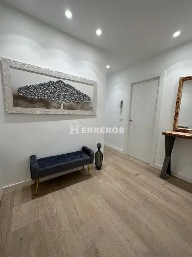 Apartament en venda en  Logroño amb Calefacció, Parquet i Moblat